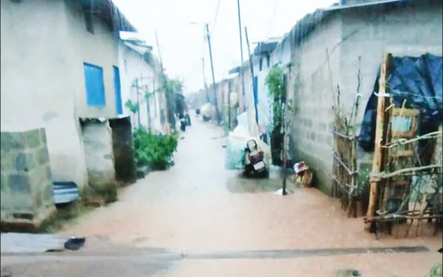 ବର୍ଷା ହେଲେ ଭାସୁଛି ପଣ୍ଡାକୁଦିଆ, ବସ୍ତି ବୋଲି ପ୍ରଶାସନ ଗୁରୁତ୍ବ ଦେଉନି