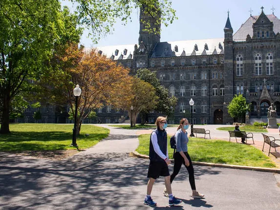 ବିଦେଶୀ ଶିକ୍ଷାର୍ଥୀଙ୍କୁ ଆମେରିକାରୁ ବିଦା କରିବା ଆଦେଶ ରଦ୍ଦ କଲା ଟ୍ରମ୍ପ୍‌ ପ୍ରଶାସନ