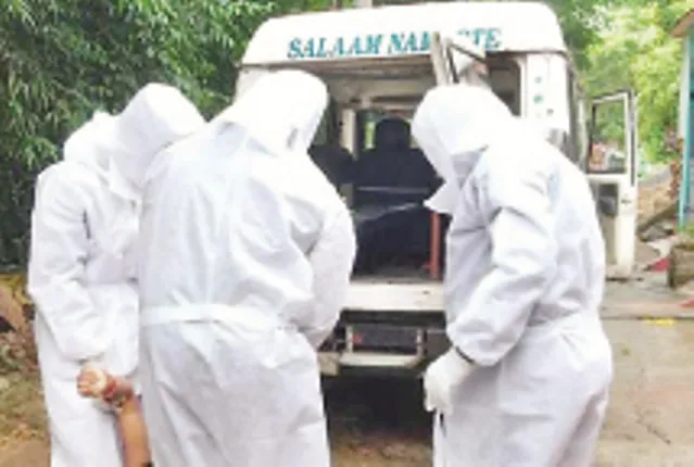 ଲକ୍ଷଣ ଲୁଚାଇ ବିପଦରେ ଗଞ୍ଜାମବାସୀ : ଅକାଳରେ ଯାଉଛି ଜୀବନ, ଜ୍ୱର, ଥଣ୍ଡା ଓ କାଶ ମୃତ୍ୟୁର ହିସାବ ନାହିଁ