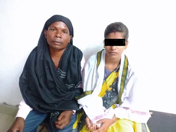 ନୂଆପଡ଼ାରୁ ନିଖୋଜ ଯୁବତୀକୁ ୪ ମାସ ପରେ ଛତିଶଗଡ଼ର ଜଣେ ବାବାଙ୍କ ପାଖରୁ ଉଦ୍ଧାର କଳା ପୁଲିସ