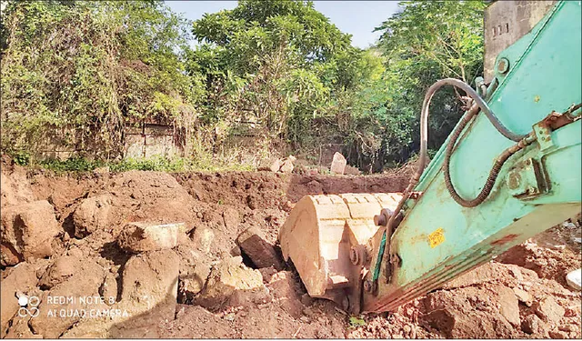 ଧ୍ବଂସମୁଖରୁ ବର୍ତିଲା ଶିବତୀର୍ଥ ମଠର ଷୋହଳ ପୁରୁଣା ସମାଧି