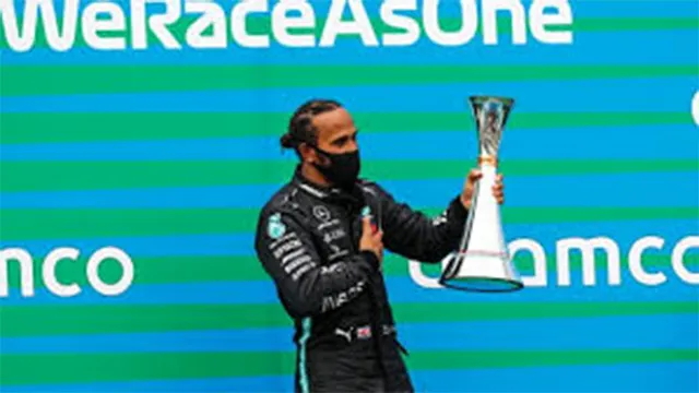 ହଙ୍ଗେରିଆନ୍‌ ଗ୍ରାଁ ପ୍ରି ଜିତିଲେ ହାମିଲଟନ୍‌, ସୁମାକରଙ୍କ କୀର୍ତ୍ତିମାନର ସମକକ୍ଷ