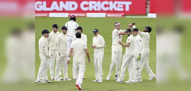 ମ‌ା‌ଞ୍ଚେଷ୍ଟର୍‌ ଟେଷ୍ଟ ଦ୍ବିତୀୟ ଦିନ: ଇଂଲଣ୍ଡର ୩୬୯ ଜବାବରେ ଇଣ୍ଡିଜ୍‌ ୧୩୭/୬