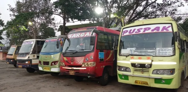 ବସ ଚଳାଚଳ ଉପରେ କଟକଣା ଜାରି କଲା ପ୍ରଶାସନ : କନ୍ଧମାଳରୁ ବାହାର ଜିଲ୍ଲାକୁ ଯିବ ନାହିଁ କି ଆସିବ ନାହିଁ