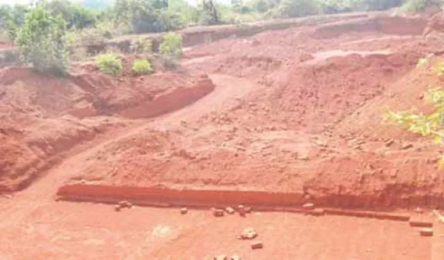 ରଣପୁର ତହସିଲ ଅଞ୍ଚଳରେ ବେଧଡ଼କ ଭାବେ ଚାଲୁଛି ବେଆଇନ ମାଙ୍କଡ଼ା ପଥର ଖଣି ଖନନ