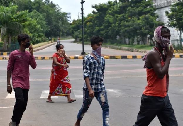 ରାଜଧାନୀରେ ଚିନ୍ତା ବଢ଼ାଇଲେଣି ୫ ହଟ୍‌ସ୍ପଟ୍‌ ଜିଲ୍ଲାର ଲୋକ