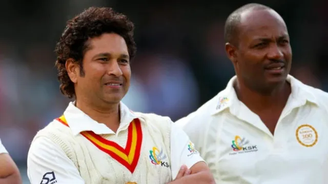 ଡିଆର୍‌ଏସ୍‌ ସମ୍ପର୍କରେ ଭିନ୍ନ ମତ ରଖିଲେ ସଚିନ, ବଲ୍‌ ଷ୍ଟମ୍ପ୍‌ ହିଟ୍‌ କରୁଥିଲେ ଆଉଟ୍ ଦିଆଯିବା ଉଚିତ୍‌