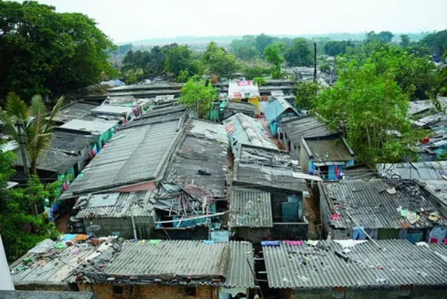 ଭୁବନେ‌ଶ୍ୱର : ବସ୍ତିରେ ମିଳୁନି ପାଣି, ଲାଇଟ୍‌