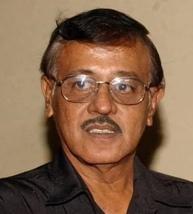 ଭେଙ୍କଟରମଣଙ୍କୁ ବହୁତ ଡରୁଥିଲେ କପିଳ, ଲୁଚିକି ଜଳଖିଆ ଖାଉଥିଲେ