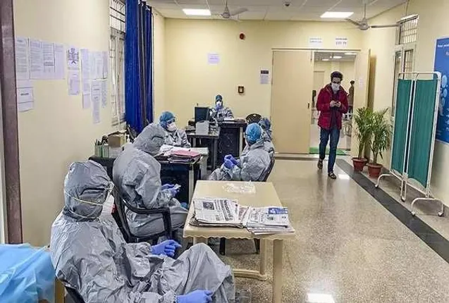 ଗଞ୍ଜାମ ଜିଲ୍ଲାରେ ଉପରମୁହାଁ ହେଉଛି କରୋନା ସଂକ୍ରମଣ ହାର, ସମୁଦାୟ ୨୮୦ ୱାର୍ଡ଼ ମଧ୍ୟରୁ ରେଡ ଜୋନରେ ୧୮୧ଟି ୱାର୍ଡ