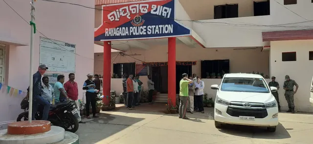 ଲୁଟ୍‌ ଅଭିଯୋଗ: ରାୟଗଡ଼ାରେ ୨୪ ଲକ୍ଷ ଟଙ୍କା ଲୁଟିନେଲେ ଦୁର୍ବୃତ୍ତ