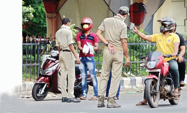କୋଭିଡ୍‌ ଯୋଦ୍ଧା ପ୍ରତି ବଢ଼ି ଚାଲିଛି ବିପଦ : କରୋନା କବଳରେ ପୁଲିସ୍‌