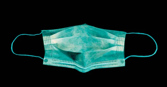 ମାସ୍କ ଦୁର୍ନୀତି ନେଇ ସରକାରଙ୍କୁ ଘେରିଲେ ସୂଚନା ଅଧିକାର କର୍ମୀ : ‘ତଥ୍ୟ ଲୁଚାଇବାକୁ ବାହାନା ଚାଲିଛି’