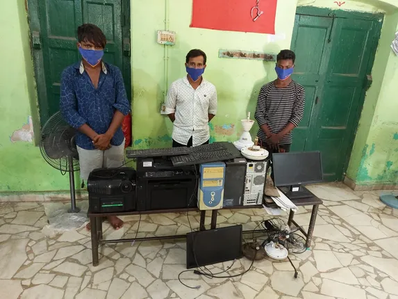 ଲେଡି ହେମିଲଟନ୍ ଉଚ୍ଚ ବିଦ୍ୟାଳୟରୁ ତାଲା ଭାଙ୍ଗି ଚୋରୀ, ୩ ଅଭିଯୁକ୍ତ କୋର୍ଟ ଚାଲାଣ