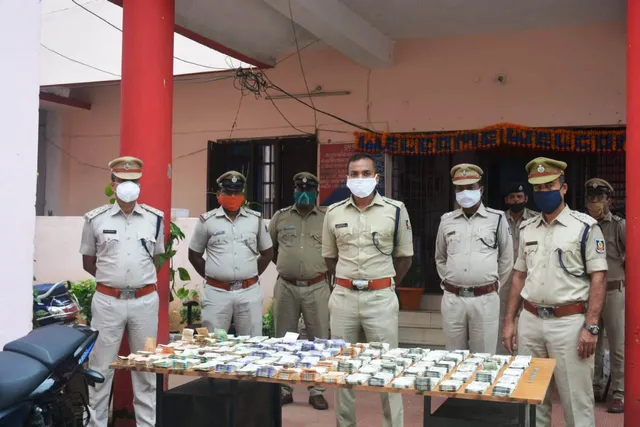 ରାୟଗଡ଼ାରୁ ୨୪ ଲକ୍ଷ ଲୁଟ୍ ଘଟଣା: ମହଙ୍ଗା ପଡ଼ିଲା ରାତାରାତି ଲକ୍ଷପତି ହେବା ସ୍ବପ୍ନ, ୪ ଗିରଫ, ସମସ୍ତ ଟଙ୍କା ଉଦ୍ଧାର