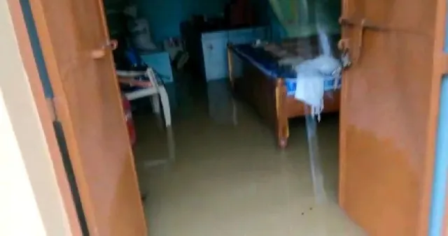 ବାରିପଦା: ଲଘୁଚାପ ବର୍ଷାରେ କୁତ୍ରିମ ବନ୍ୟା, ଘରେ ଆଣ୍ଠୁଏ ପାଣି