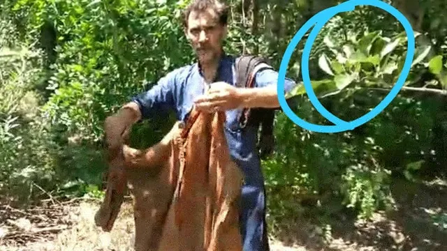 ଶୋପିଆଁ ଗାଁରୁ ମିଳିଲା ଅପହୃତ ଟେରିଟରିଆଲ୍ ଆର୍ମି ଯବାନ୍ ଶାକିର୍‌ ମଞ୍ଜୁର୍‌ଙ୍କ ପୋଷାକ