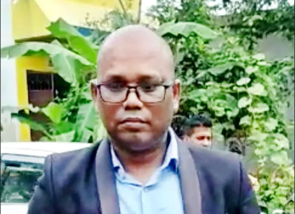 ଜେଲ୍‌ ଗଲା ନକଲି ନାବାର୍ଡ ନିର୍ଦ୍ଦେଶକ, କାର‌୍ ସମେତ ୨୦୦୦ ଟଙ୍କା ଜବତ