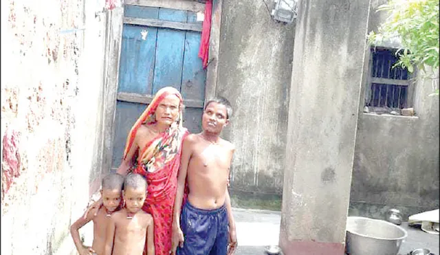 କାହା ପାଇଁ ସରକାରୀ ଯୋଜନା: ୩୦ ବର୍ଷ ହେଲା ପାଲ ଟାଣି ରହୁଛନ୍ତି ତାରାମଣି