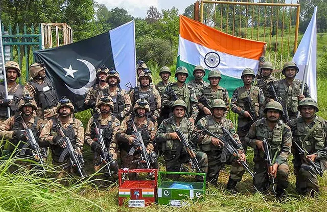 ଚୀନ୍‌-ପାକିସ୍ତାନ ସହ ସମରାଭ୍ୟାସ କରିବ ଭାରତ !