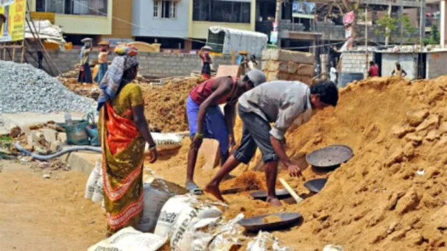 ସୁନ୍ଦରଗଡ଼ ଜିଲ୍ଲାରେ ନିର୍ମାଣ ଶ୍ରମିକ ଯୋଜନା ବାଟବଣା: ମିଳିନି ୮ କୋଟିର ସହାୟତା