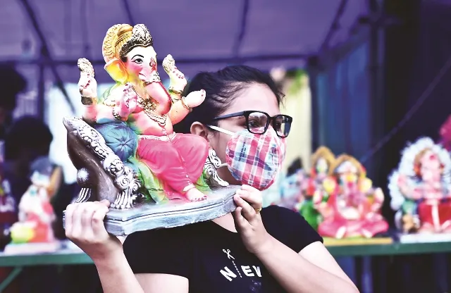 ପୂଜା ରୋଜଗାରକୁ କରୋନା ମାଡ଼ : ଗଣେଶ ପୂଜା ବଜାରକୁ ୬୦ କୋଟିର ଝଟକା