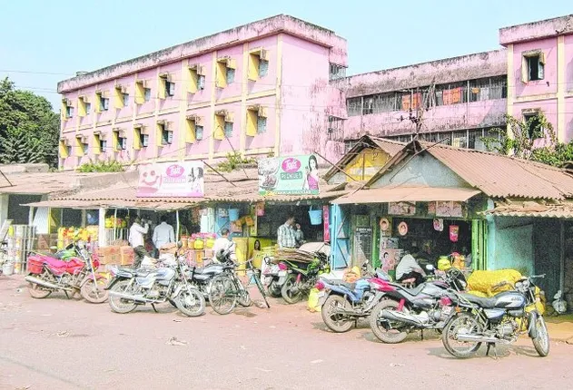 କଟକରୁ ଉଠିଯିବ ୧୫୦ ବର୍ଷର ମାଲଗୋଦାମ! ବଣିକ ସଂଘର ବଡ଼ ନିଷ୍ପତ୍ତି