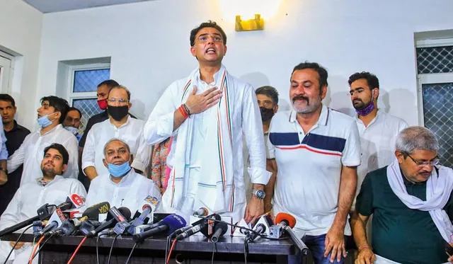 ରାଜସ୍ଥାନ ରାଜନୀତି: ଜୟପୁରରେ ପହଞ୍ଚିଲେ ସଚିନ୍‌ ପାଇଲଟ୍‌ କହିଲେ ପ୍ରତିଶୋଧ ପରାୟଣ ରାଜନୀତି ଠିକ୍‌ ନୁହେଁ...