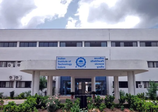 ଏହି ଆଇଆଇଟି ଆରମ୍ଭ କଲା ନିଆରା କୋର୍ସ, ପ୍ରାଚୀନ ବିଜ୍ଞାନକୁ ସଂସ୍କୃତରେ ପଢିବେ ଛାତ୍ରଛାତ୍ରୀ