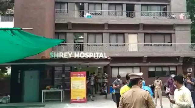 ଗୁଜରାଟର ଅହମଦାବାଦସ୍ଥିତ କୋଭିଡ୍-୧୯ ହସ୍ପିଟାଲ୍‌ରେ ଭୀଷଣ ଅଗ୍ନିକାଣ୍ଡ ଯୋଗୁଁ ୮ ମୃତ; ଶୋକ ପ୍ରକାଶ କଲେ ପ୍ରଧାନମନ୍ତ୍ରୀ ମୋଦୀ