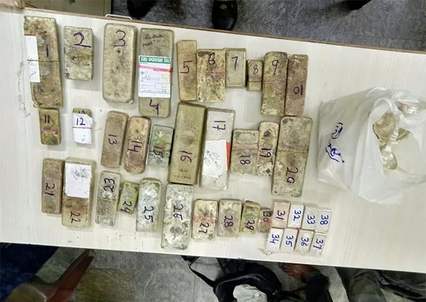 ବ୍ରହ୍ମପୁରରୁ ଆନ୍ଧ୍ର ରୁପା ଇଟା ଚାଲାଣ ବେଳେ ୬୧ କେଜି ରୁପା ଜବତ, ୩ ଗିରଫ