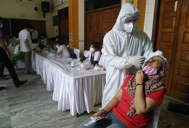 ସଂକ୍ରମଣ ସ୍ଥିତି ସଙ୍ଗିନ : ଗଞ୍ଜାମକୁ ଟପିବ ଖୋର୍ଧା ଜିଲ୍ଲା