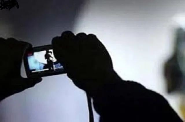 ଯୁବତୀ ନେହୁରା ହୋଇ ‘ଭାଇ ମୋତେ ଛାଡ଼ି ଦିଅ ବୋଲି କହୁଥିଲେ’, ହେଲେ କେହି ତାଙ୍କ କଥା ନ ଶୁଣି କରିଥିଲେ ଦୁଷ୍କର୍ମ