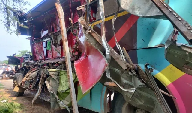 ରାୟପୁର ବସ ଟ୍ରାଜେଡ଼ି : ଦୁର୍ଘଟଣାଗସ୍ତ ବସ୍‌ର ଫିଟନେସ୍‌ କି ଇନସ୍ୟୁରାନ୍ସ ନ ଥିଲା