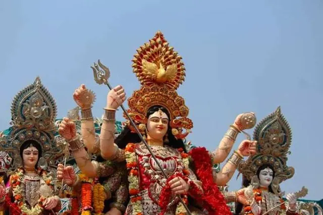 କଟକରେ ସାର୍ବଜନୀନ ପୂଜା ଉତ୍ସବ ପାଇଁ କରାଯିବନି ଗ୍ରାଉଣ୍ଡ ରେଣ୍ଟ ଆଦାୟ, ନିର୍ଦ୍ଦେଶ ଦେଲେ ମୁଖ୍ୟମନ୍ତ୍ରୀ