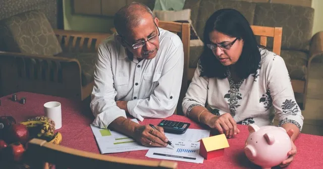 ବରିଷ୍ଠ ନାଗରିକଙ୍କ ପାଇଁ ସୁଧହାର ବଢ଼ାଇଲା ଏସବିଆଇ