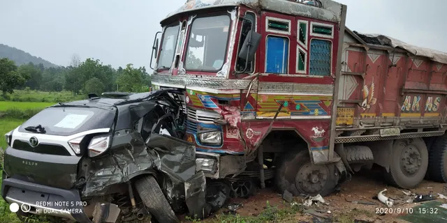 ଟ୍ରକ୍ ଓ କାର ଦୁର୍ଘଟଣାଗ୍ରସ୍ତ: ଘଟଣାସ୍ଥଳରେ ୨ ମୃତ