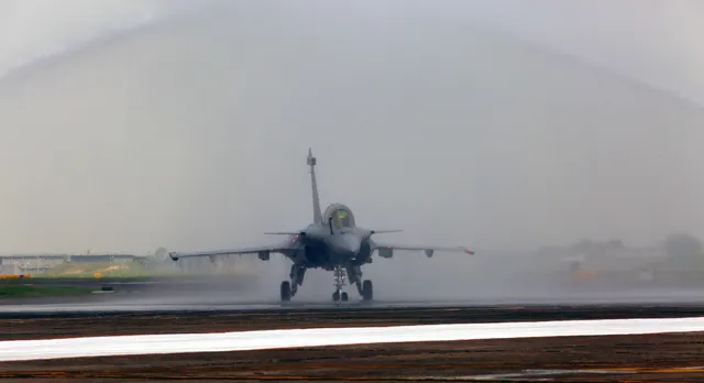 ପ୍ରତିରକ୍ଷା ଇତିହାସରେ ଯୋଡ଼ି ହେବ ନୂଆ ଅଧ୍ୟାୟ: ବାଲେଶ୍ୱର ରାଜପଥରେ ଜରୁରୀ ଅବତରଣ କରିବ ବାୟୁସେନା ବିମାନ!