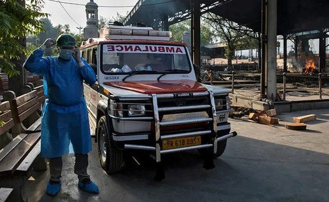 ରାଜ୍ୟମାନଙ୍କୁ ସୁପ୍ରିମ୍‌ କୋର୍ଟଙ୍କ ନିର୍ଦେଶ: କୋଭିଡ୍ ରୋଗୀଙ୍କ ଲାଗି ସୁଲଭ ଆମ୍ବୁଲାନ୍ସ୍‌ ମୂଲ୍ୟ ଧାର୍ଯ୍ୟ କର