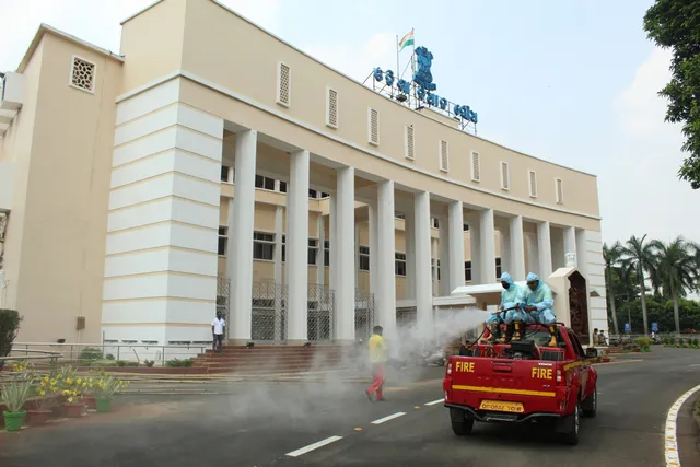 ଆଜିଠୁ ବିଧାନସଭା : ୩ ମନ୍ତ୍ରୀ, ୧୧ ବିଧାୟକଙ୍କୁ କରୋନା