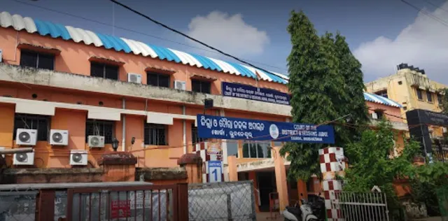 କୋର୍ଟକୁ ଠକୁଛନ୍ତି ନକଲି ଜାମିନଦାର: ଛୋଟରେ ୭୦୦ ଓ ବଡ଼ରେ ୩୦୦୦