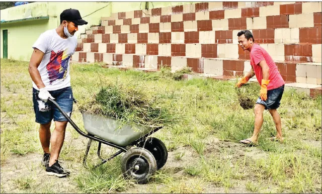 ଗାଁ ପରିମଳକୁ ସୁଧାରୁଛନ୍ତି ନିର୍ମଳ