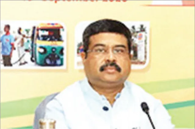 ୫୬ ନୂଆ ସିଏନ୍‌ଜି‌ ଷ୍ଟେସନ ଲୋକାର୍ପିତ, ୫ କୋଟି ଘରକୁ ପାଇପ୍ ଜରିଆରେ ଗ୍ୟାସ୍‌ ପହଞ୍ଚାଇବା ଲକ୍ଷ୍ୟ