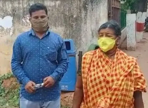 ମାଓନେତା ଆଜାଦ୍‌କୁ କରୋନା, ଭେଟିବାକୁ ଆସି ନିରାଶ ହେଲେ ମା’ ଓ ଭାଇ