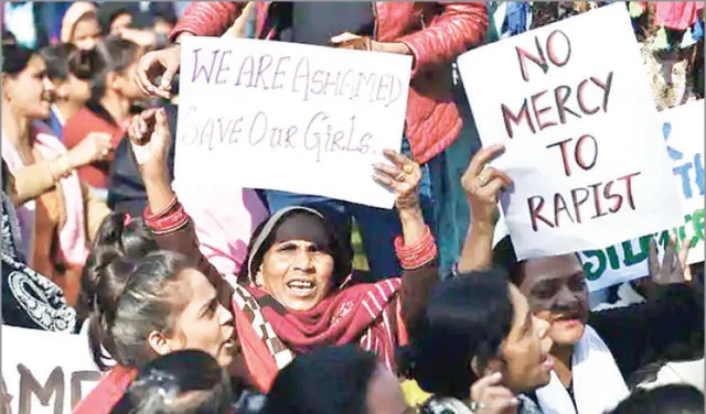 ଆଉ ଜଣେ ନିର୍ଭୟା: ଆଖିବୁଜିଲେ ଗଣଦୁଷ୍କର୍ମ ପୀଡ଼ିତା, ଦୁଷ୍କର୍ମ ପରେ ଭୟାନକ ନିର୍ଯାତନା ଦିଆଯାଇଥିଲା