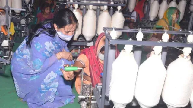 ଫ୍ଲିପ୍‌କାର୍ଟ, ଆମାଜନ, ସ୍ନାପ୍‌ଡିଲ୍‌କୁ କହିଲେ କେନ୍ଦ୍ର ସରକାର: ନକଲି ଖଦୀ ଉତ୍ପାଦ ବିକ୍ରୟ ବନ୍ଦକର