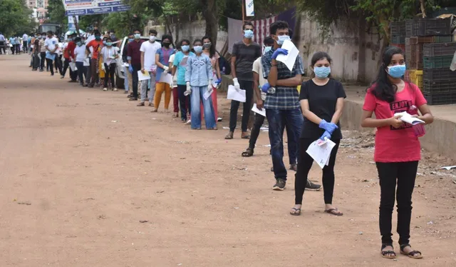 ଓଡ଼ିଶାରେ ୮୪ଟି ପରୀକ୍ଷା କେନ୍ଦ୍ରରେ ଆରମ୍ଭ ହେଲା ମେଡିକାଲ ପାଠ୍ୟକ୍ରମରେ ନାମଲେଖା ଲାଗି ‘ନିଟ୍‌’