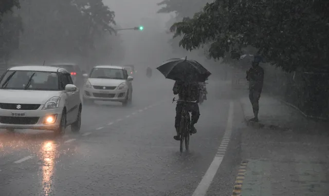 ତିନି ଦିନ ୧୩ ଜିଲ୍ଲାରେ ପ୍ରବଳ ବର୍ଷା