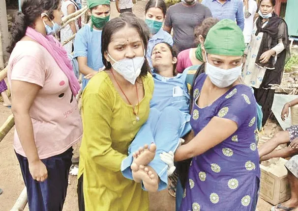 କୋଭିଡ୍‌ ହସ୍ପିଟାଲରେ ନିଆଁ, ୧୨୭ ରୋଗୀ ଅନ୍ୟ ହସ୍ପିଟାଲକୁ ସ୍ଥାନାନ୍ତର