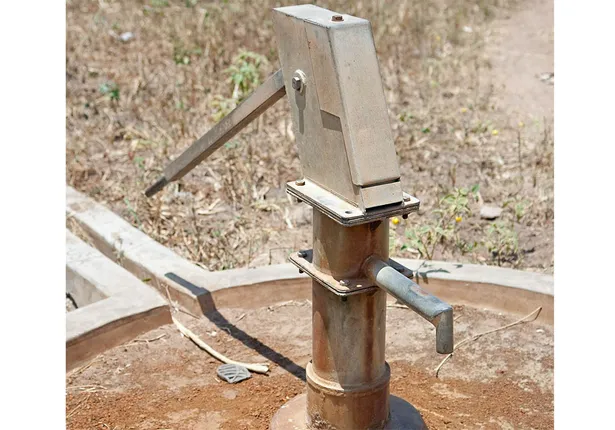 ବିଶୁନିଆପଡ଼ାରେ ଜଳ ସଂକଟ, ଷ୍ଟାଣ୍ଡ୍‌ପୋଷ୍ଟରେ ପହଞ୍ଚୁନି ପାଣି